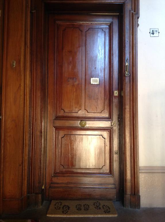 Cocon Au Pied De La Croix Rousse Apartment Lyon Ruang foto