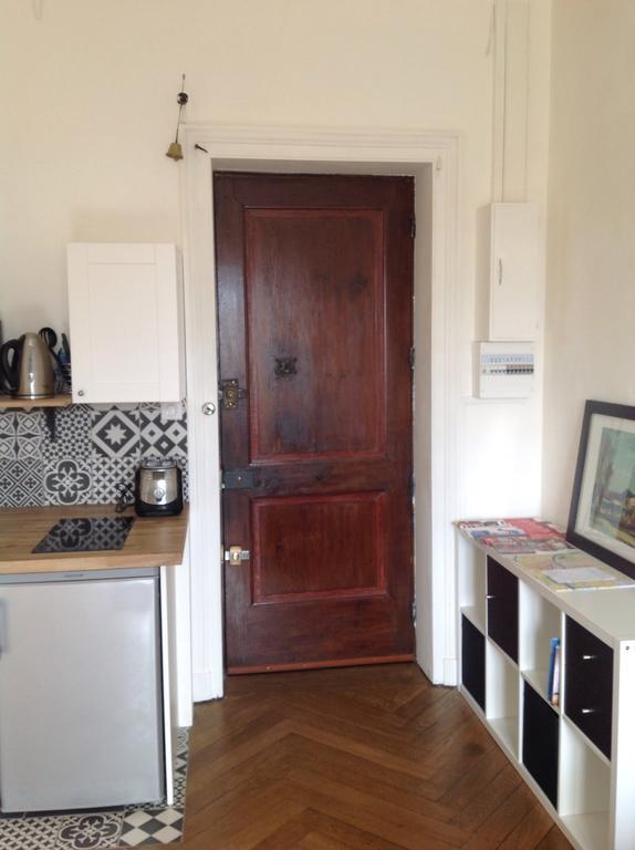Cocon Au Pied De La Croix Rousse Apartment Lyon Bagian luar foto